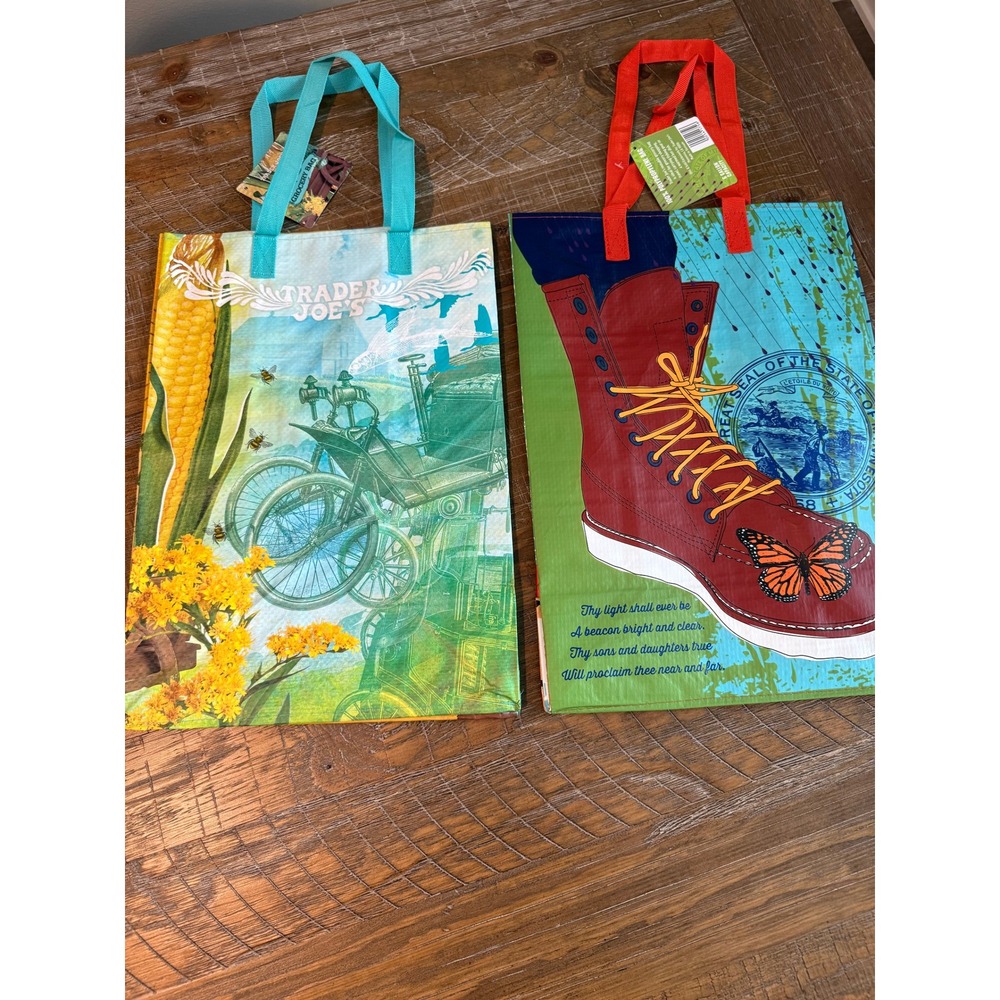 NWT Trader Joe's Reusable Grocery Bag 6 Gallon Minnesota & Tree Bee Totes